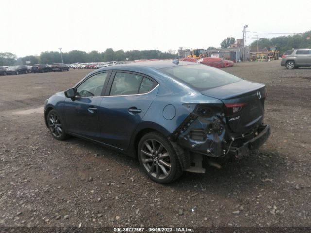 Photo 2 VIN: 3MZBN1W31JM161468 - MAZDA MAZDA3 