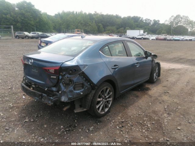 Photo 3 VIN: 3MZBN1W31JM161468 - MAZDA MAZDA3 