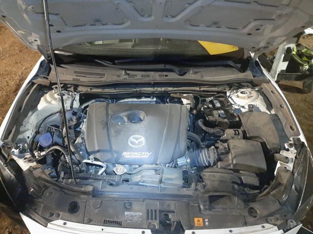 Photo 6 VIN: 3MZBN1W32JM172110 - MAZDA 3 