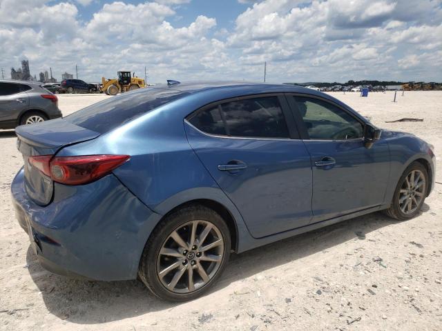 Photo 2 VIN: 3MZBN1W32JM173970 - MAZDA 3 