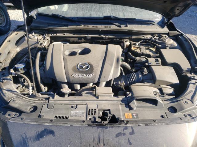 Photo 6 VIN: 3MZBN1W35HM123834 - MAZDA 3 