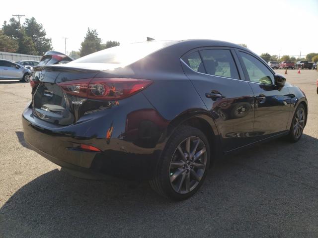 Photo 3 VIN: 3MZBN1W35JM257782 - MAZDA 3 