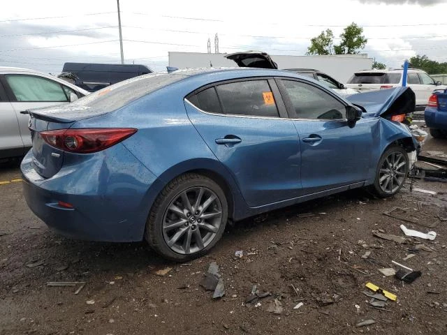 Photo 2 VIN: 3MZBN1W36JM267639 - MAZDA 3 GRAND TO 