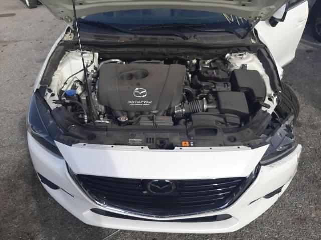 Photo 6 VIN: 3MZBN1W37HM138626 - MAZDA 3 GRAND TO 