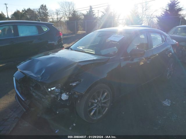 Photo 1 VIN: 3MZBN1W37JM163533 - MAZDA MAZDA3 