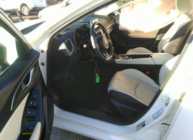 Photo 4 VIN: 3MZBN1W37JM176380 - MAZDA MAZDA3 4-DOOR 