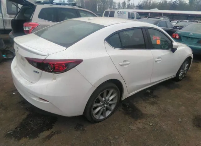 Photo 3 VIN: 3MZBN1W38HM136965 - MAZDA MAZDA3 4-DOOR 