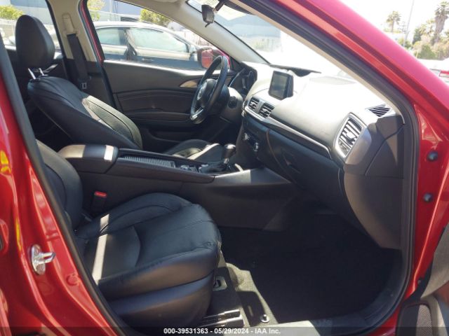 Photo 4 VIN: 3MZBN1W38JM158518 - MAZDA MAZDA3 