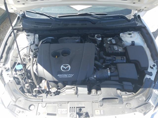 Photo 6 VIN: 3MZBN1W38JM216482 - MAZDA 3 GRAND TO 