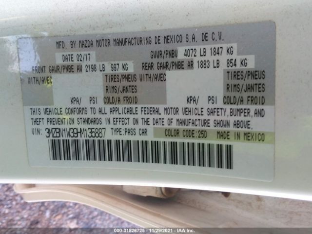 Photo 8 VIN: 3MZBN1W39HM135887 - MAZDA 3 4-DOOR 