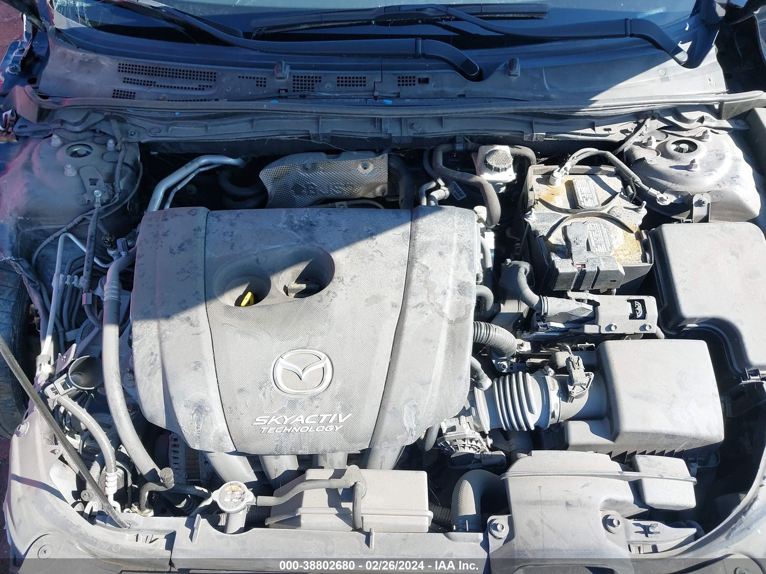 Photo 9 VIN: 3MZBN1W39JM216152 - MAZDA 3 