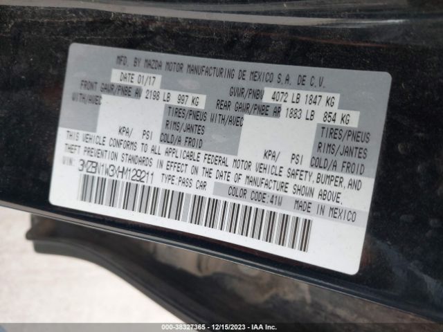 Photo 8 VIN: 3MZBN1W3XHM129211 - MAZDA MAZDA3 