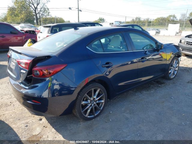 Photo 3 VIN: 3MZBN1W3XJM251363 - MAZDA MAZDA3 