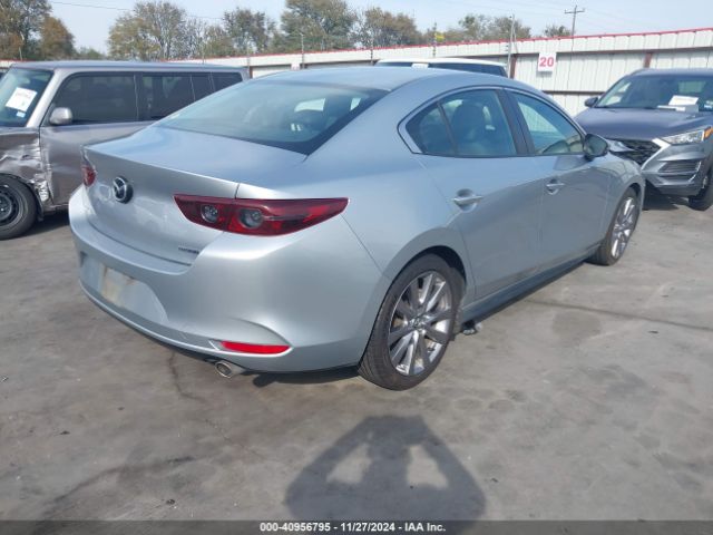 Photo 3 VIN: 3MZBPAALXKM110263 - MAZDA MAZDA3 