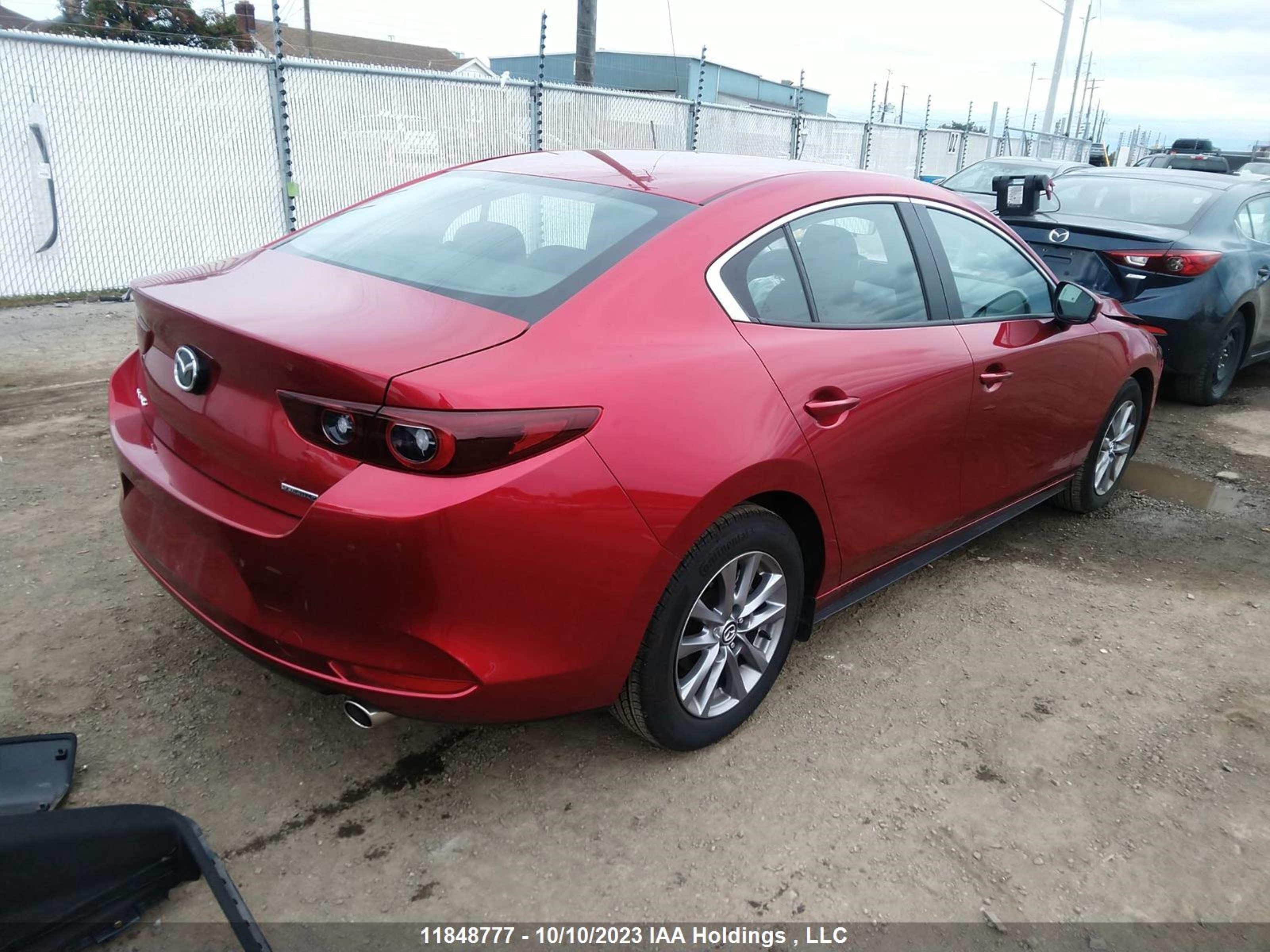 Photo 3 VIN: 3MZBPAB70NM302877 - MAZDA 3 