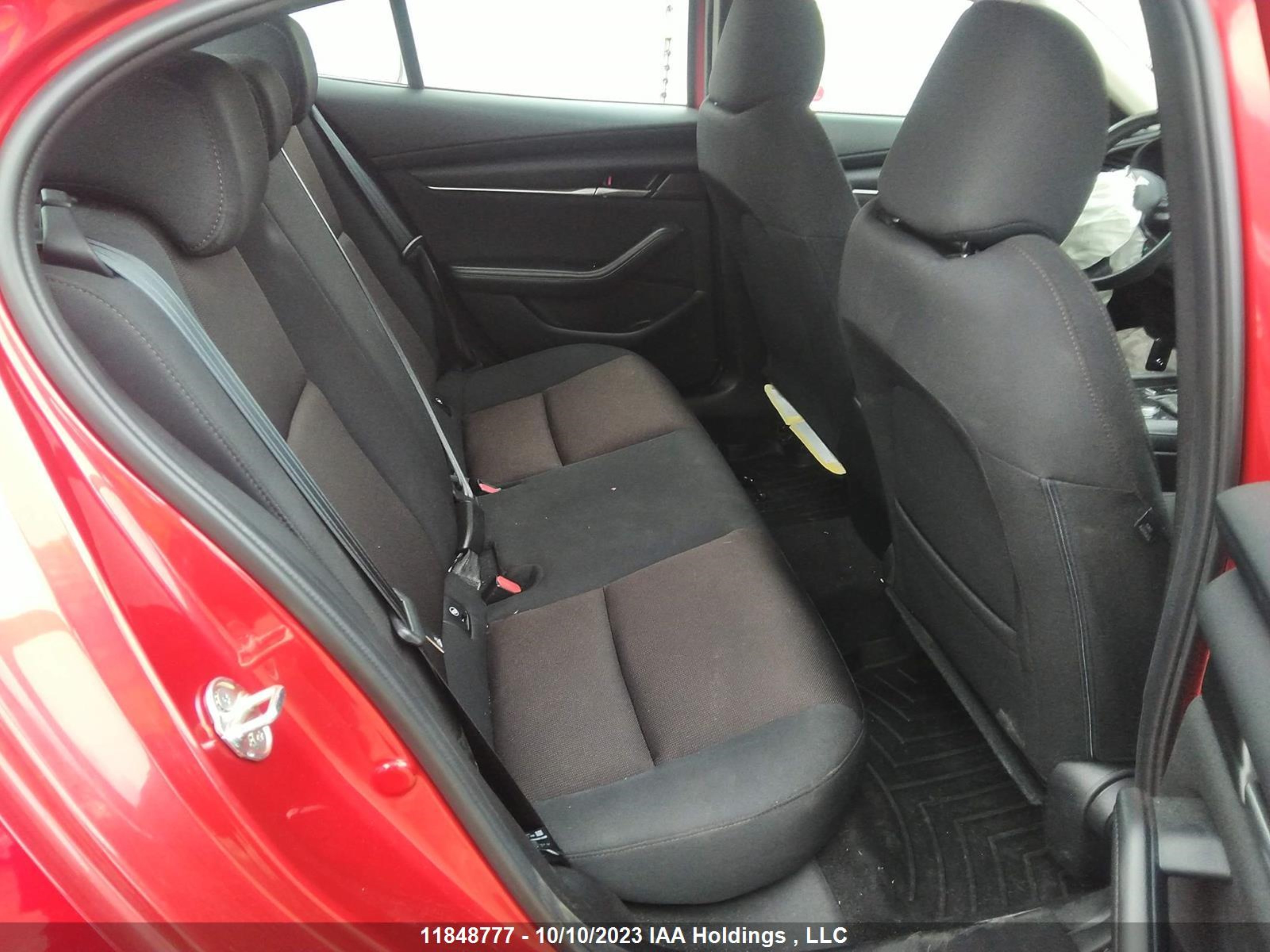 Photo 7 VIN: 3MZBPAB70NM302877 - MAZDA 3 