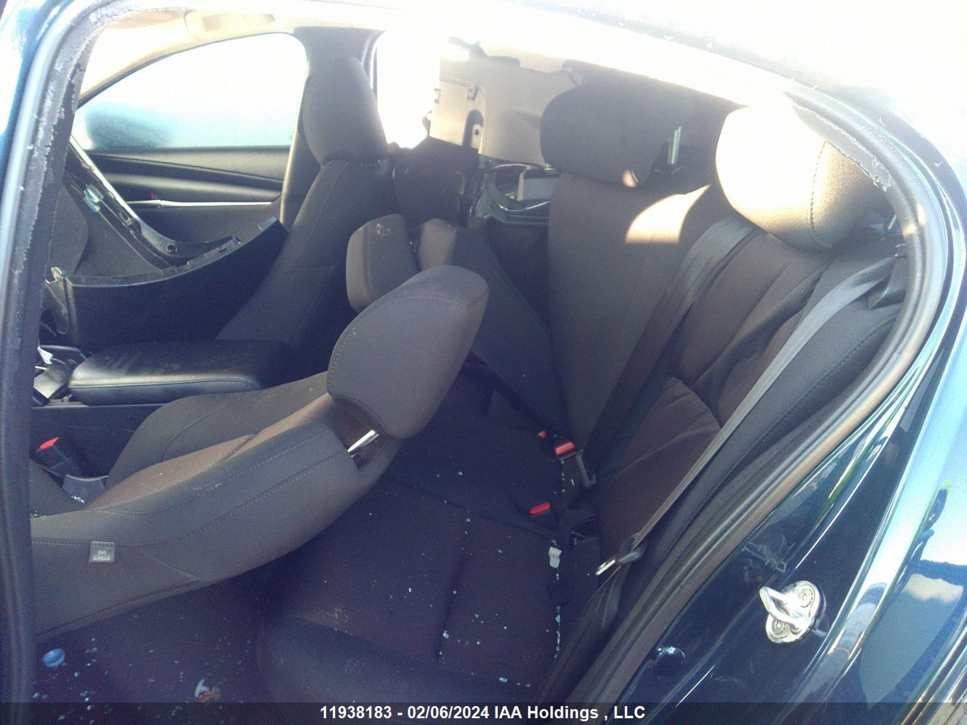 Photo 7 VIN: 3MZBPAB73NM303294 - MAZDA 3 