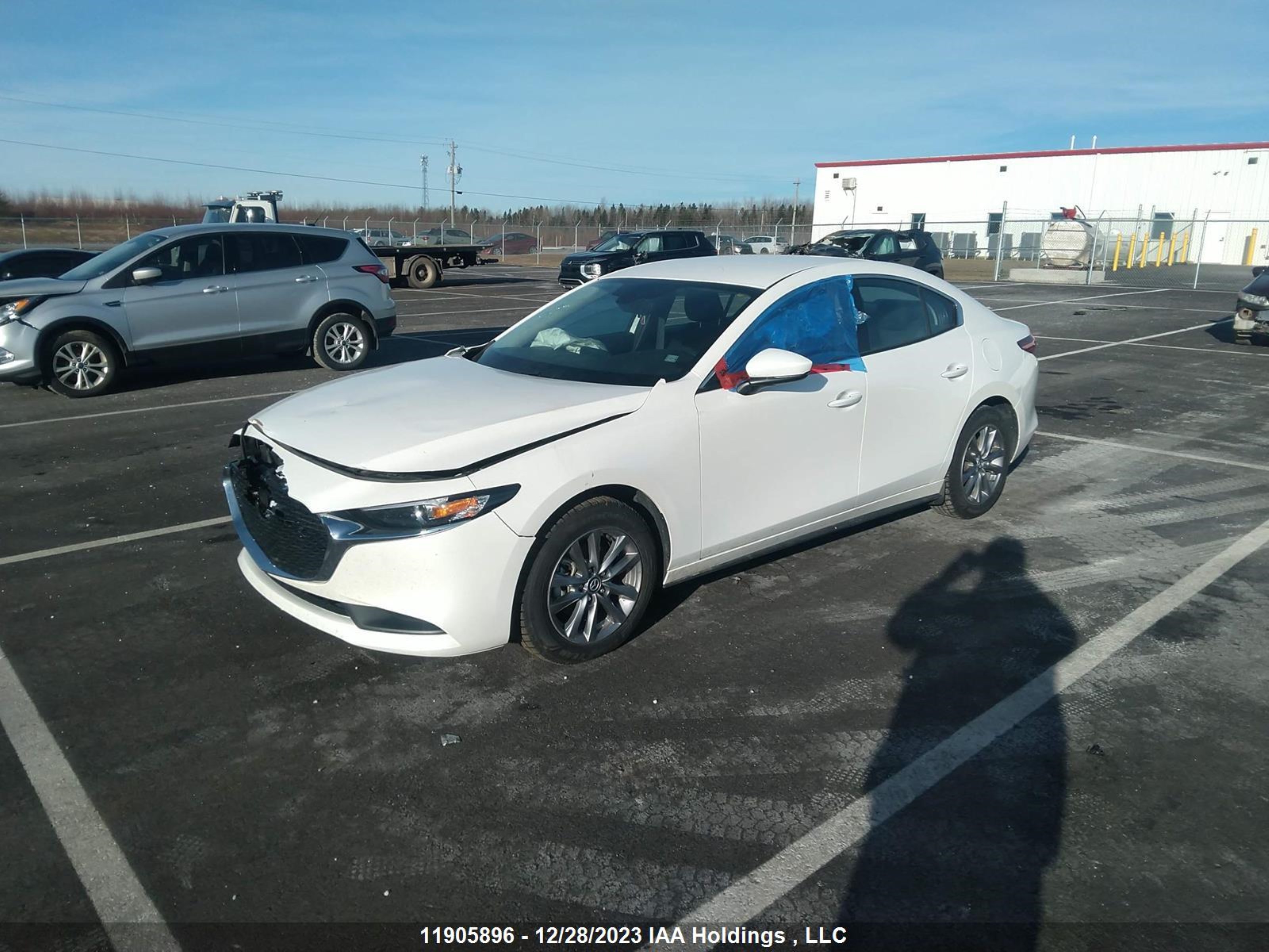 Photo 1 VIN: 3MZBPAB77NM310958 - MAZDA 3 