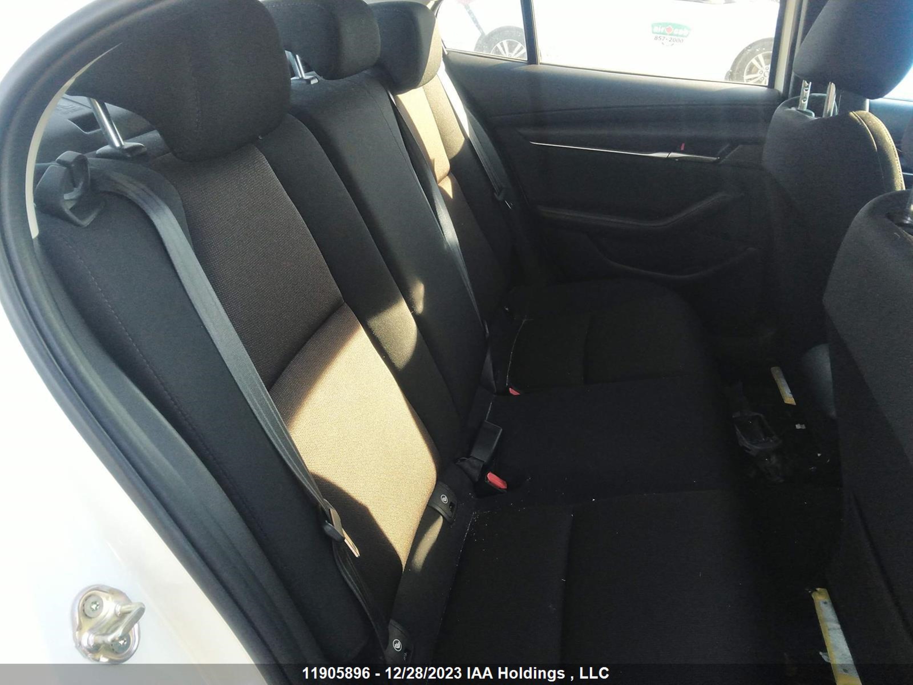 Photo 7 VIN: 3MZBPAB77NM310958 - MAZDA 3 