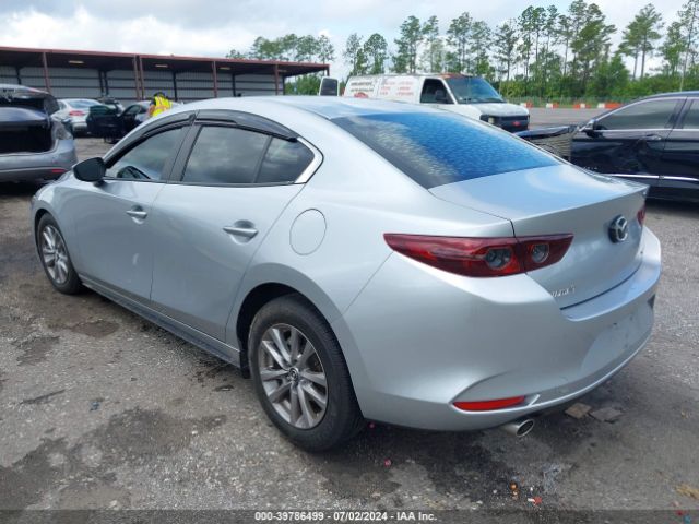 Photo 2 VIN: 3MZBPABL1LM134497 - MAZDA MAZDA3 