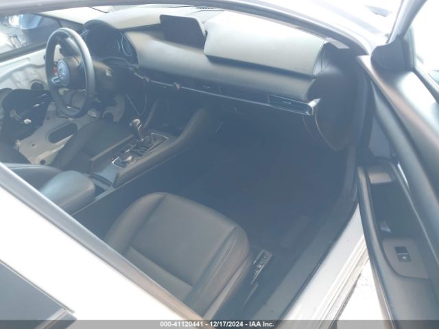 Photo 4 VIN: 3MZBPABL1MM253653 - MAZDA MAZDA3 