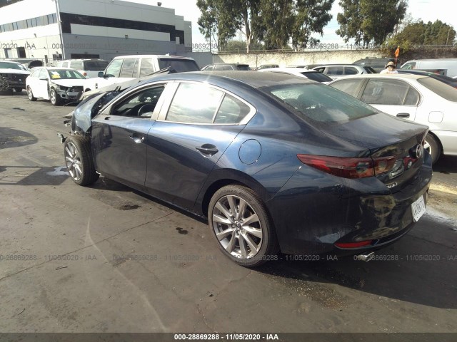 Photo 2 VIN: 3MZBPABLXMM201101 - MAZDA 3 4D 2WD 4CYL 