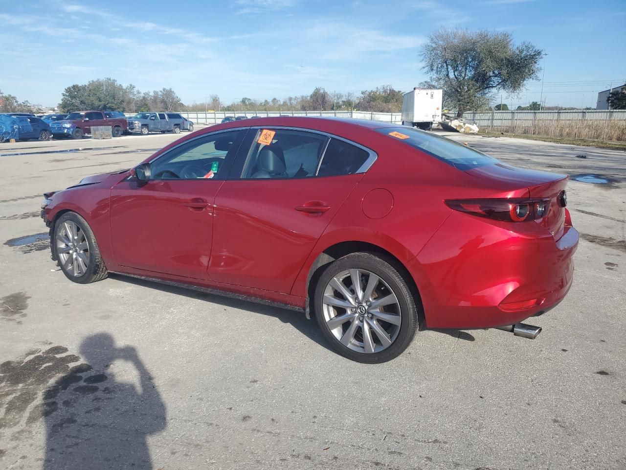 Photo 1 VIN: 3MZBPABM4PM354781 - MAZDA 3 