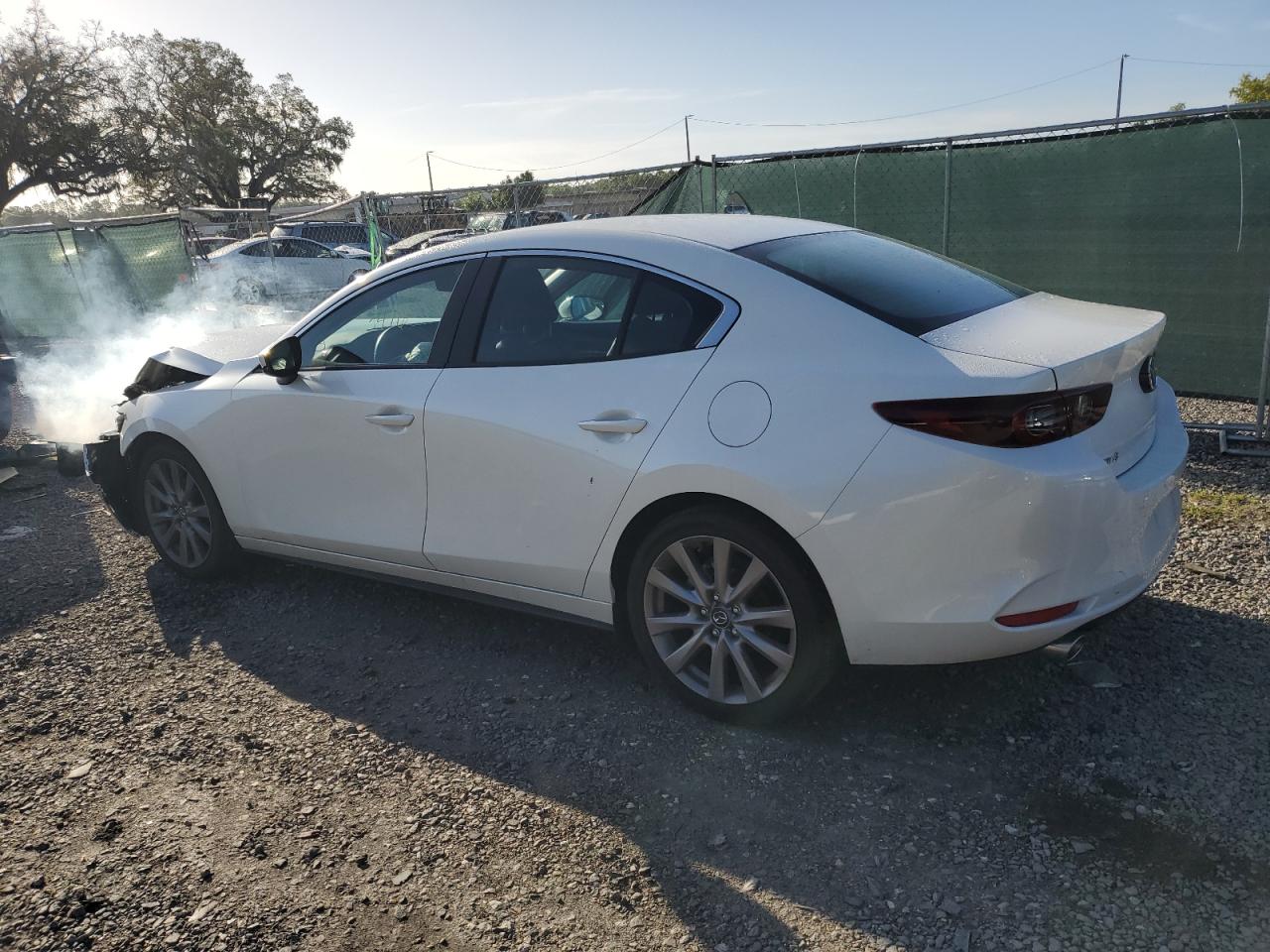 Photo 1 VIN: 3MZBPABM4PM381737 - MAZDA 3 