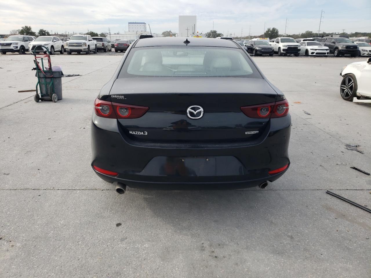 Photo 5 VIN: 3MZBPAEM4KM104641 - MAZDA 3 