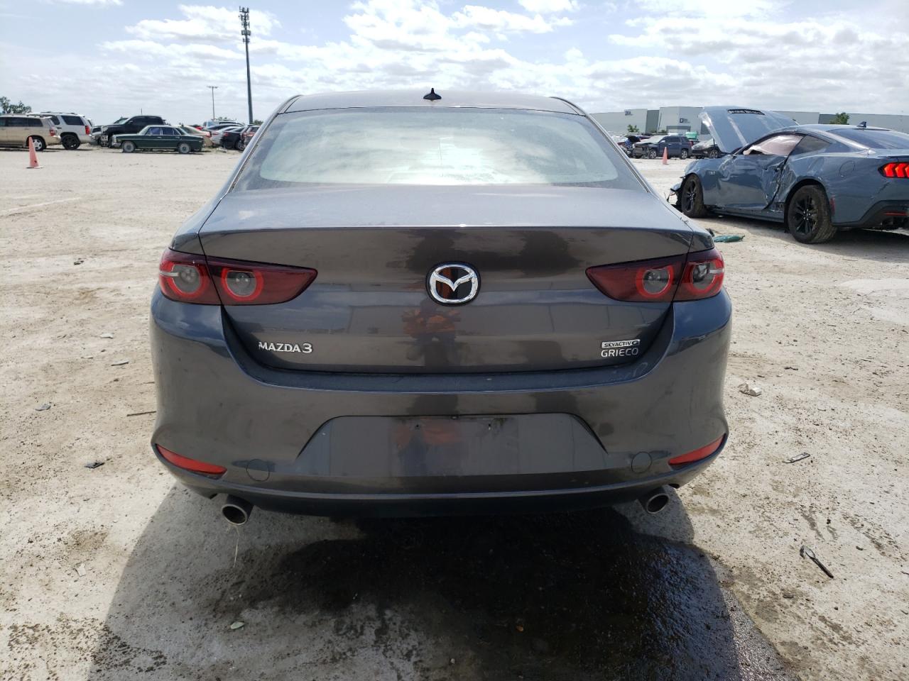 Photo 5 VIN: 3MZBPAEM6LM116744 - MAZDA 3 