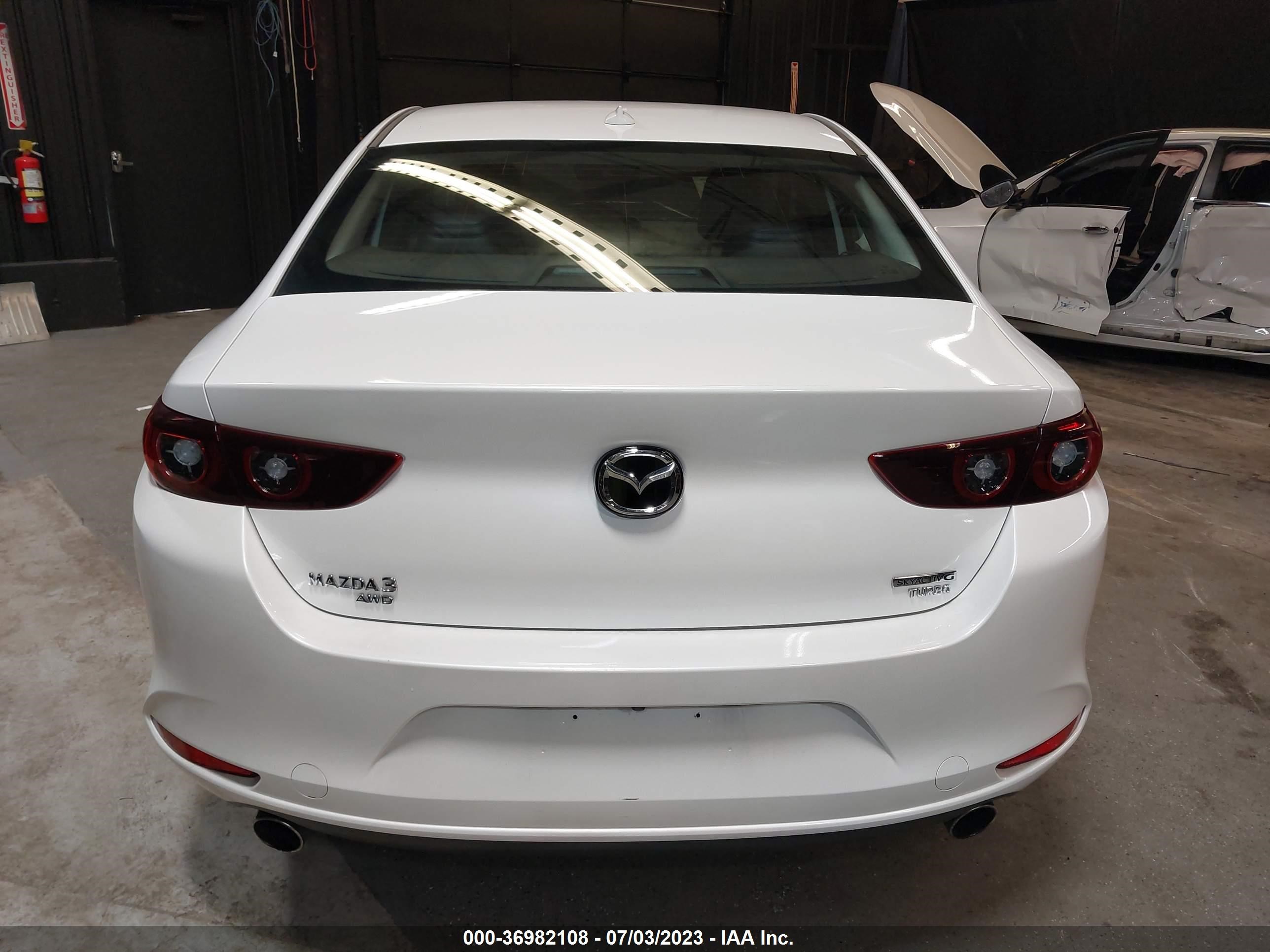 Photo 16 VIN: 3MZBPBAY6NM310501 - MAZDA 3 