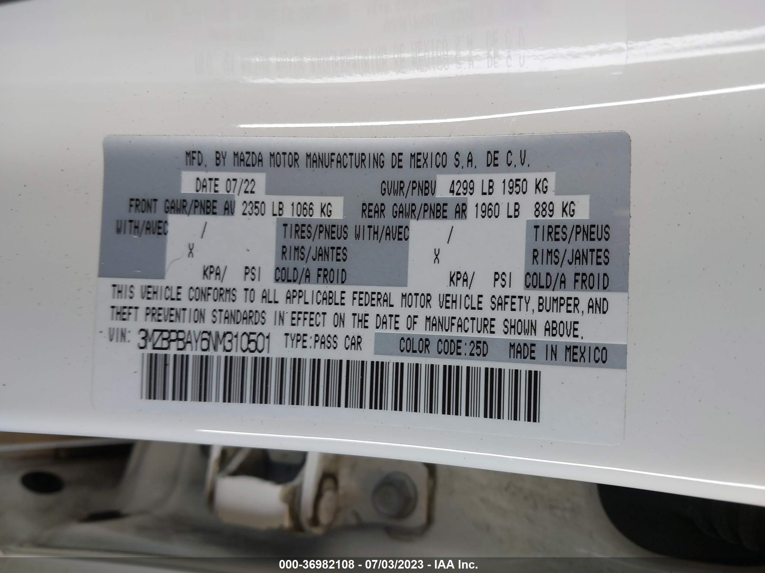 Photo 8 VIN: 3MZBPBAY6NM310501 - MAZDA 3 