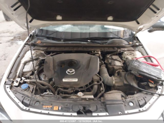 Photo 9 VIN: 3MZBPBEY6NM318981 - MAZDA MAZDA3 