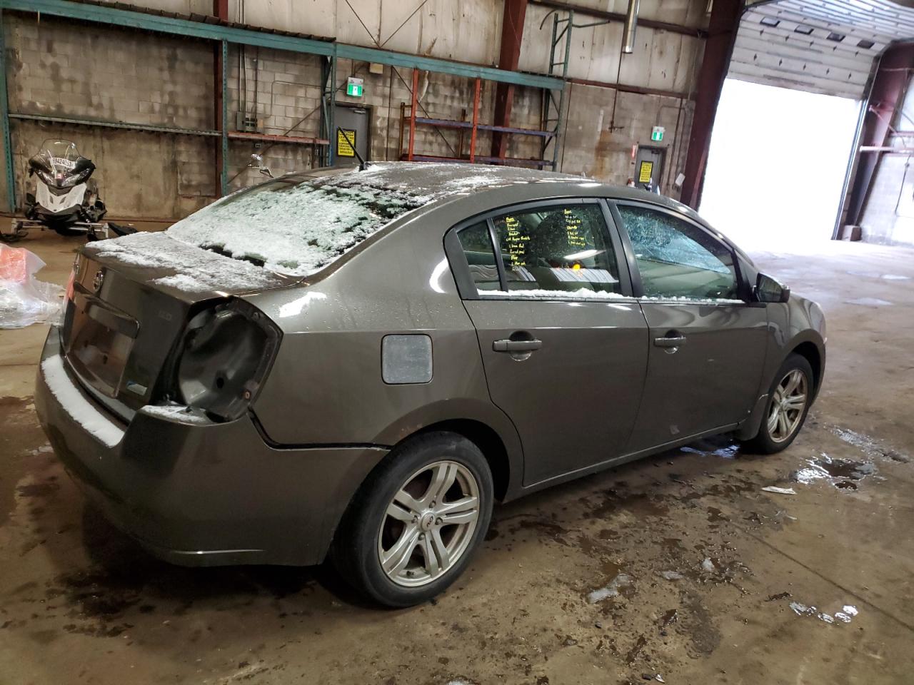 Photo 2 VIN: 3N1AB61E09L696146 - NISSAN SENTRA 