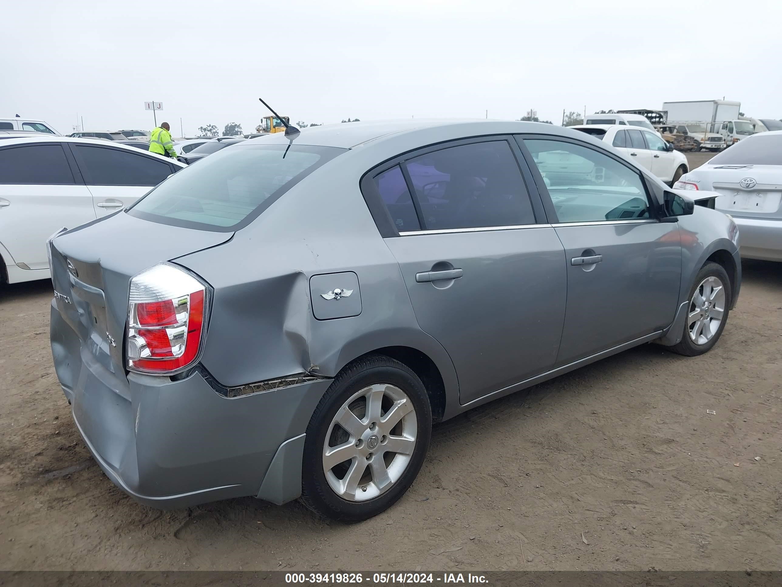 Photo 3 VIN: 3N1AB61E17L634770 - NISSAN SENTRA 