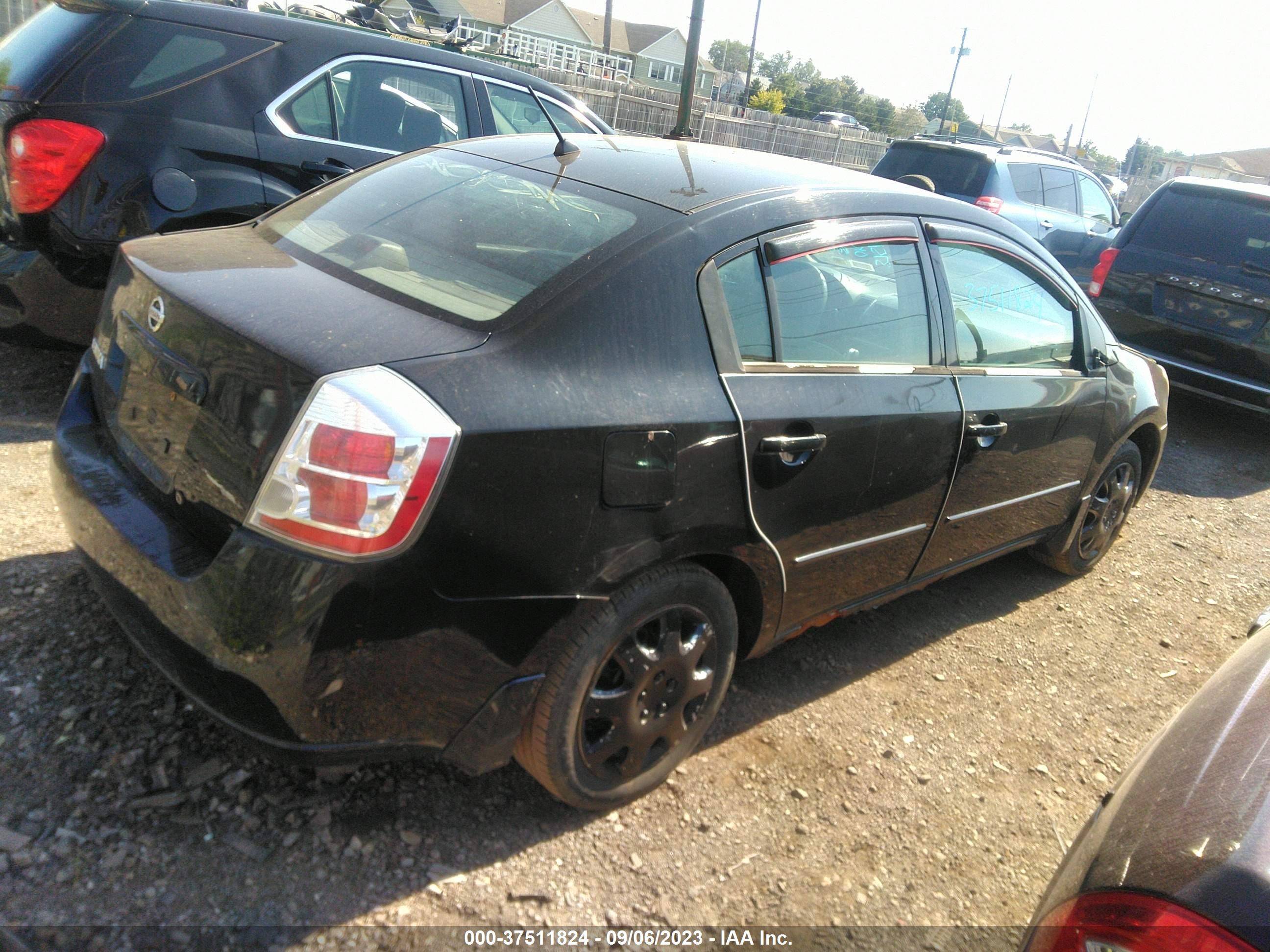 Photo 3 VIN: 3N1AB61E18L657614 - NISSAN SENTRA 