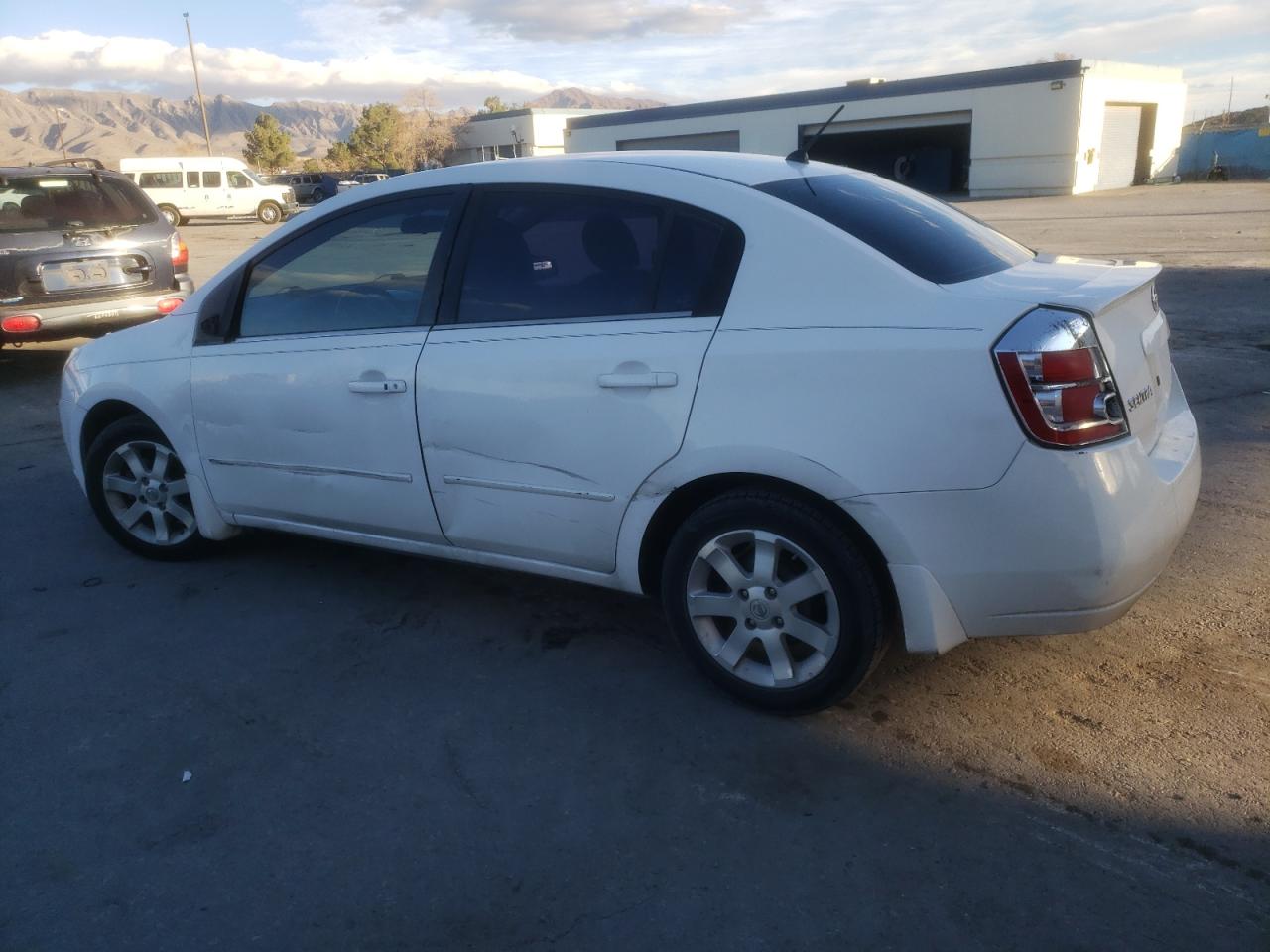 Photo 1 VIN: 3N1AB61E28L692503 - NISSAN SENTRA 