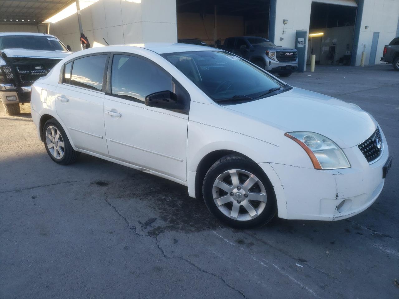 Photo 3 VIN: 3N1AB61E28L692503 - NISSAN SENTRA 