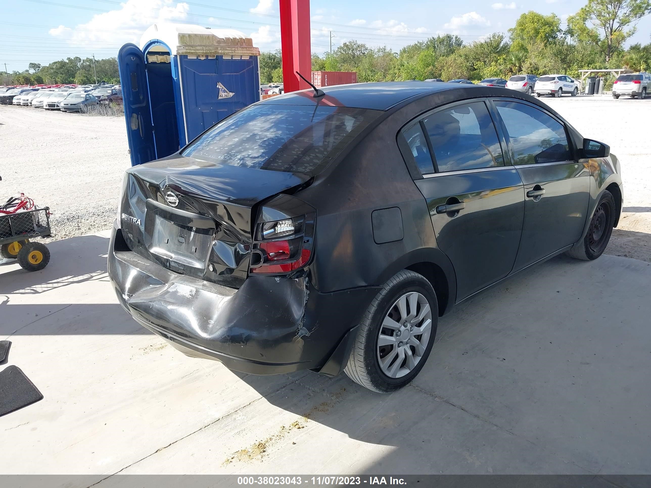 Photo 3 VIN: 3N1AB61E28L701491 - NISSAN SENTRA 