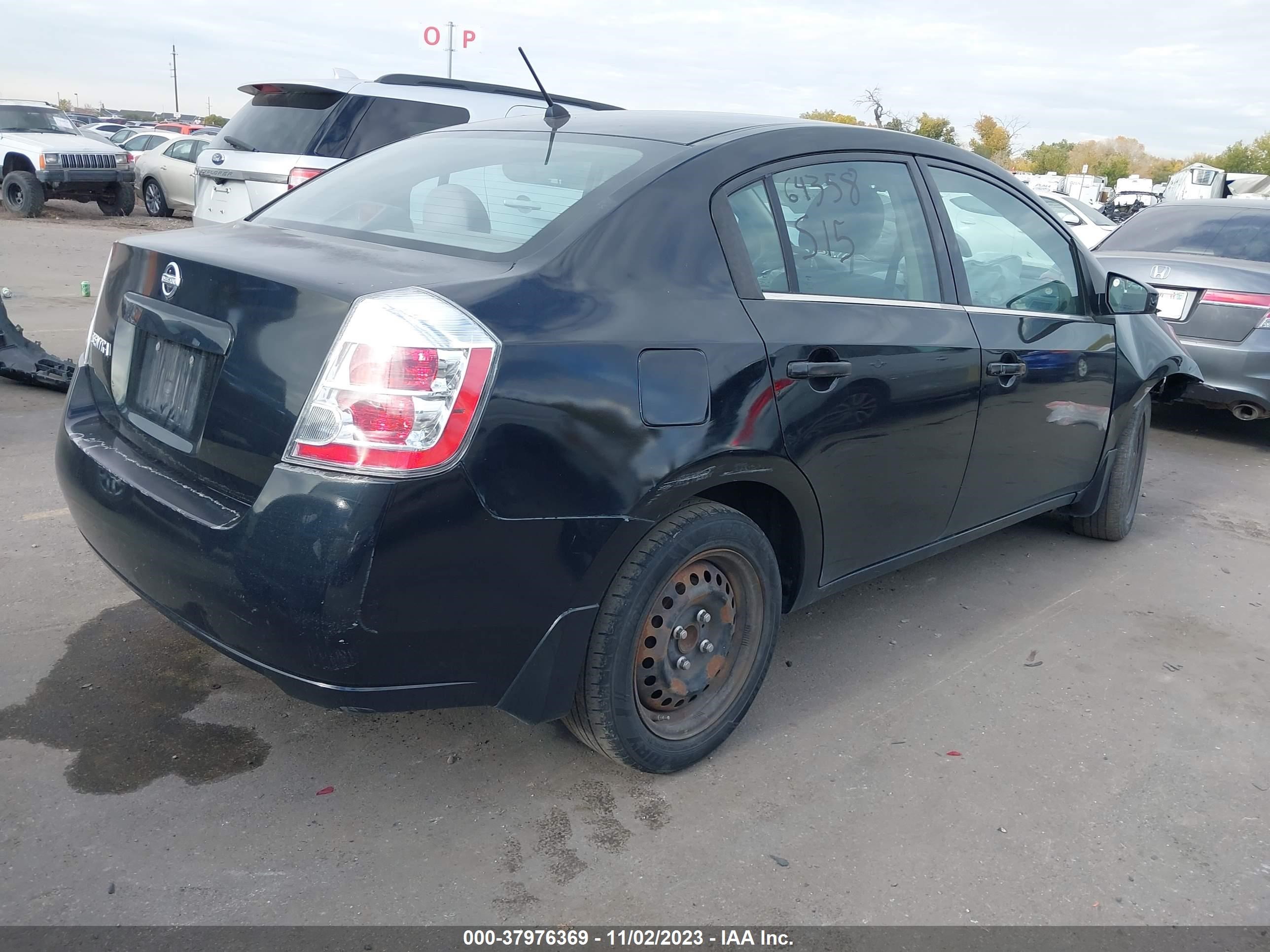 Photo 3 VIN: 3N1AB61E28L711597 - NISSAN SENTRA 