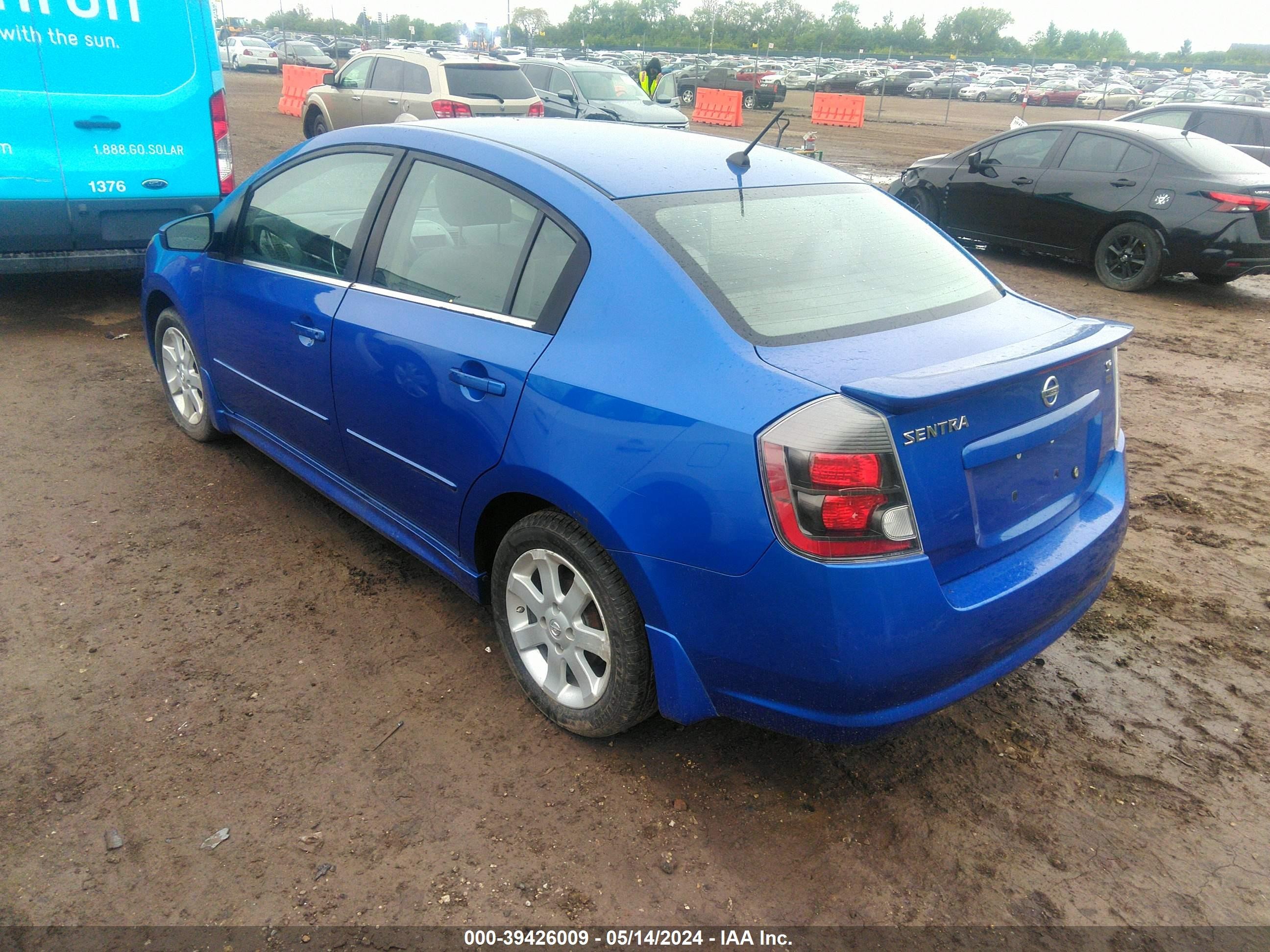 Photo 2 VIN: 3N1AB61E29L682975 - NISSAN SENTRA 