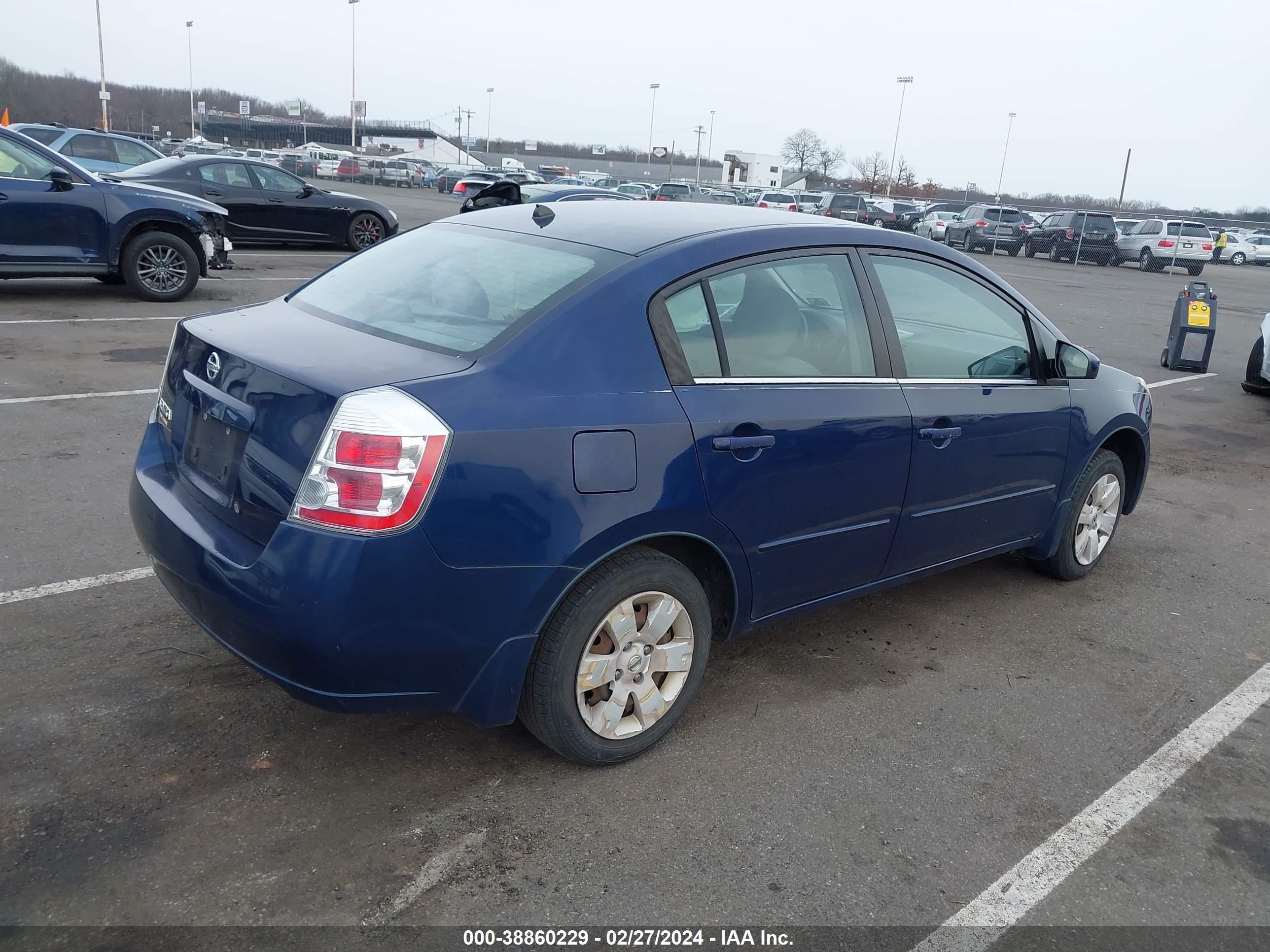 Photo 3 VIN: 3N1AB61E38L612898 - NISSAN SENTRA 