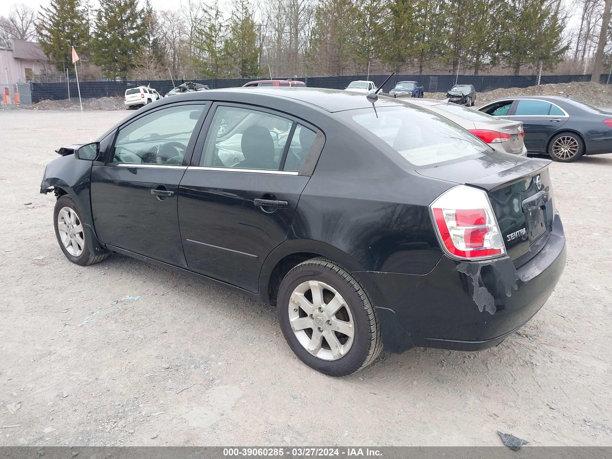 Photo 2 VIN: 3N1AB61E38L637932 - NISSAN SENTRA 