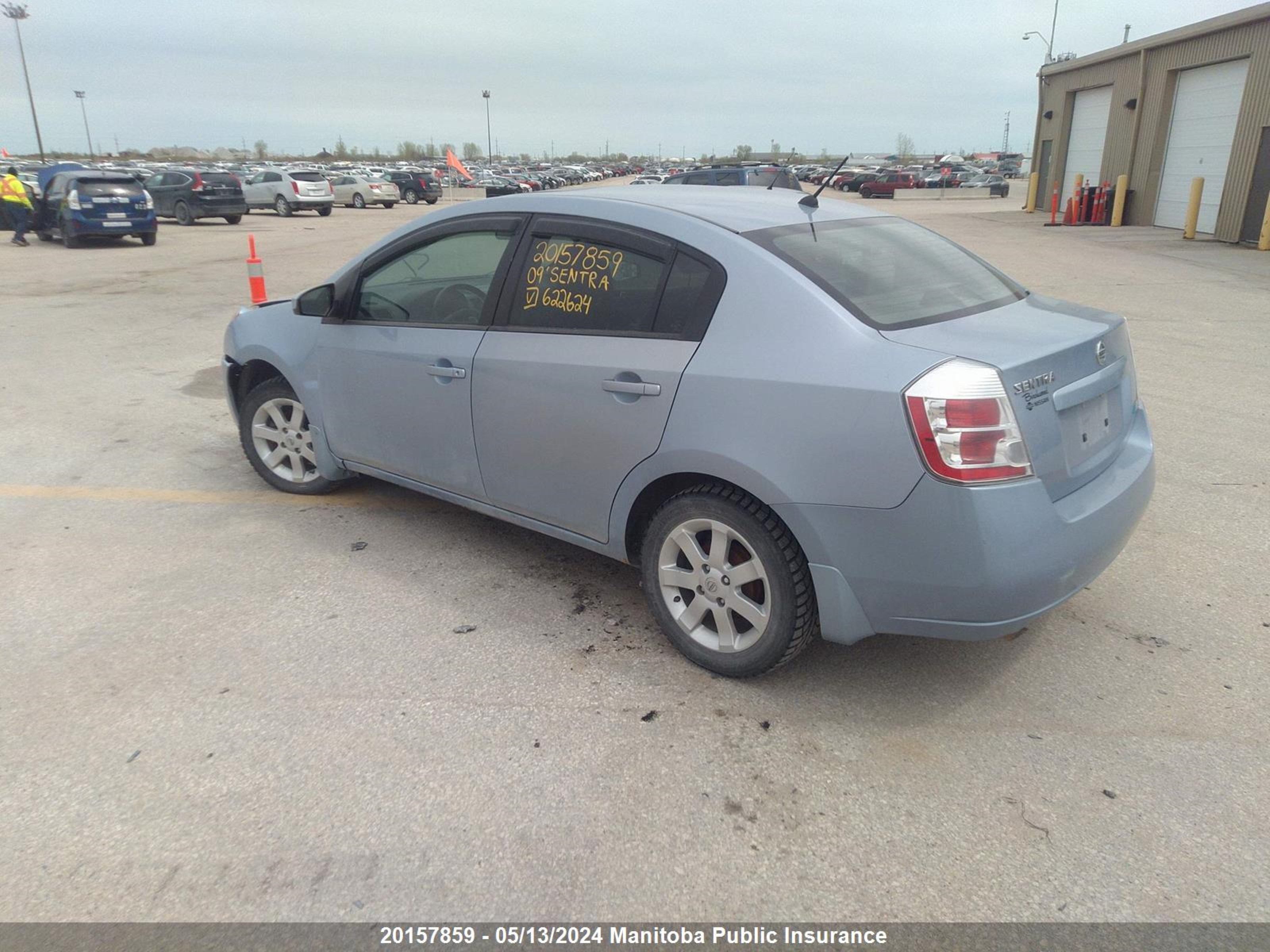 Photo 2 VIN: 3N1AB61E39L622624 - NISSAN SENTRA 