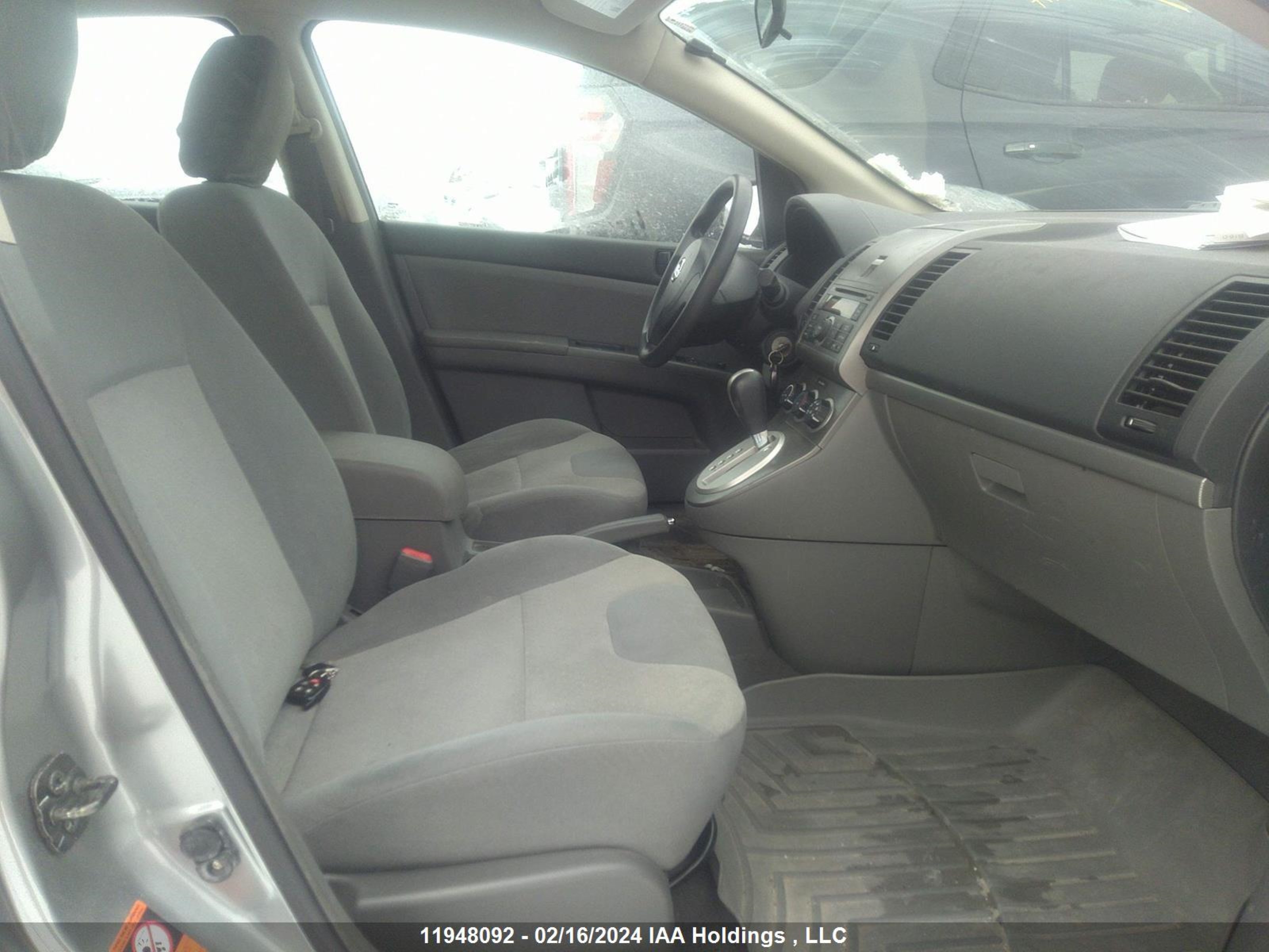 Photo 4 VIN: 3N1AB61E49L688969 - NISSAN SENTRA 