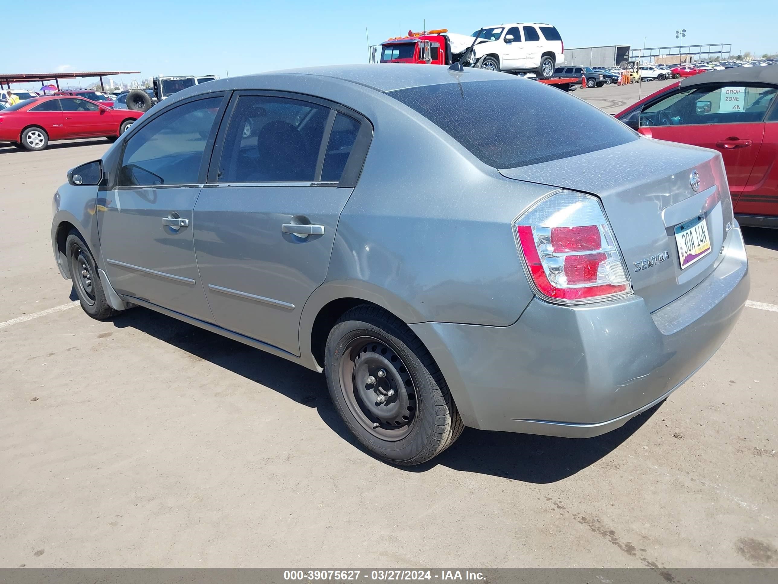 Photo 2 VIN: 3N1AB61E58L611929 - NISSAN SENTRA 