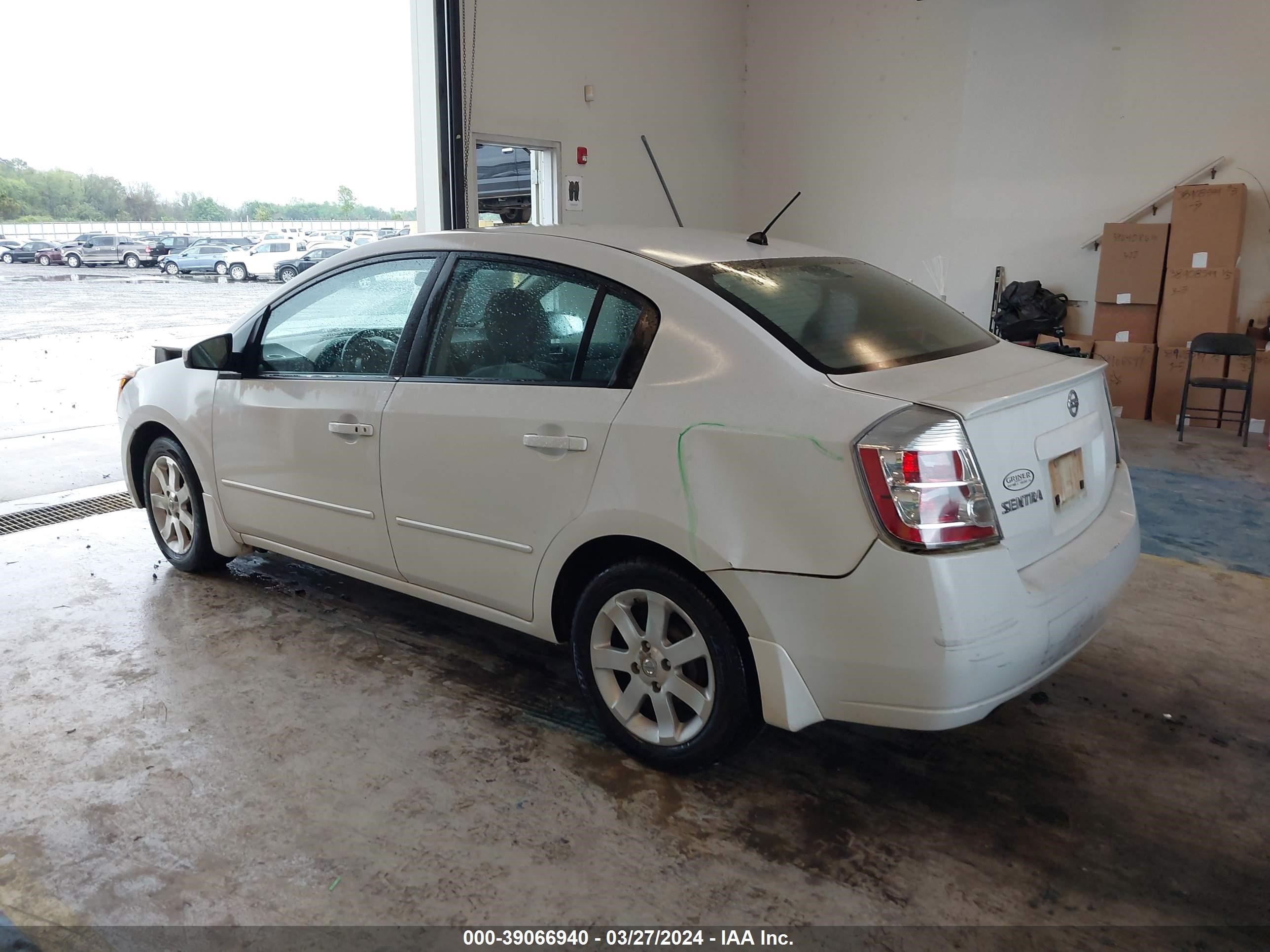 Photo 2 VIN: 3N1AB61E58L635342 - NISSAN SENTRA 