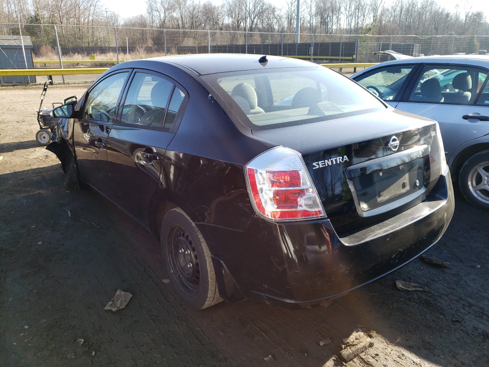 Photo 2 VIN: 3N1AB61E69L666763 - NISSAN SENTRA 2.0 