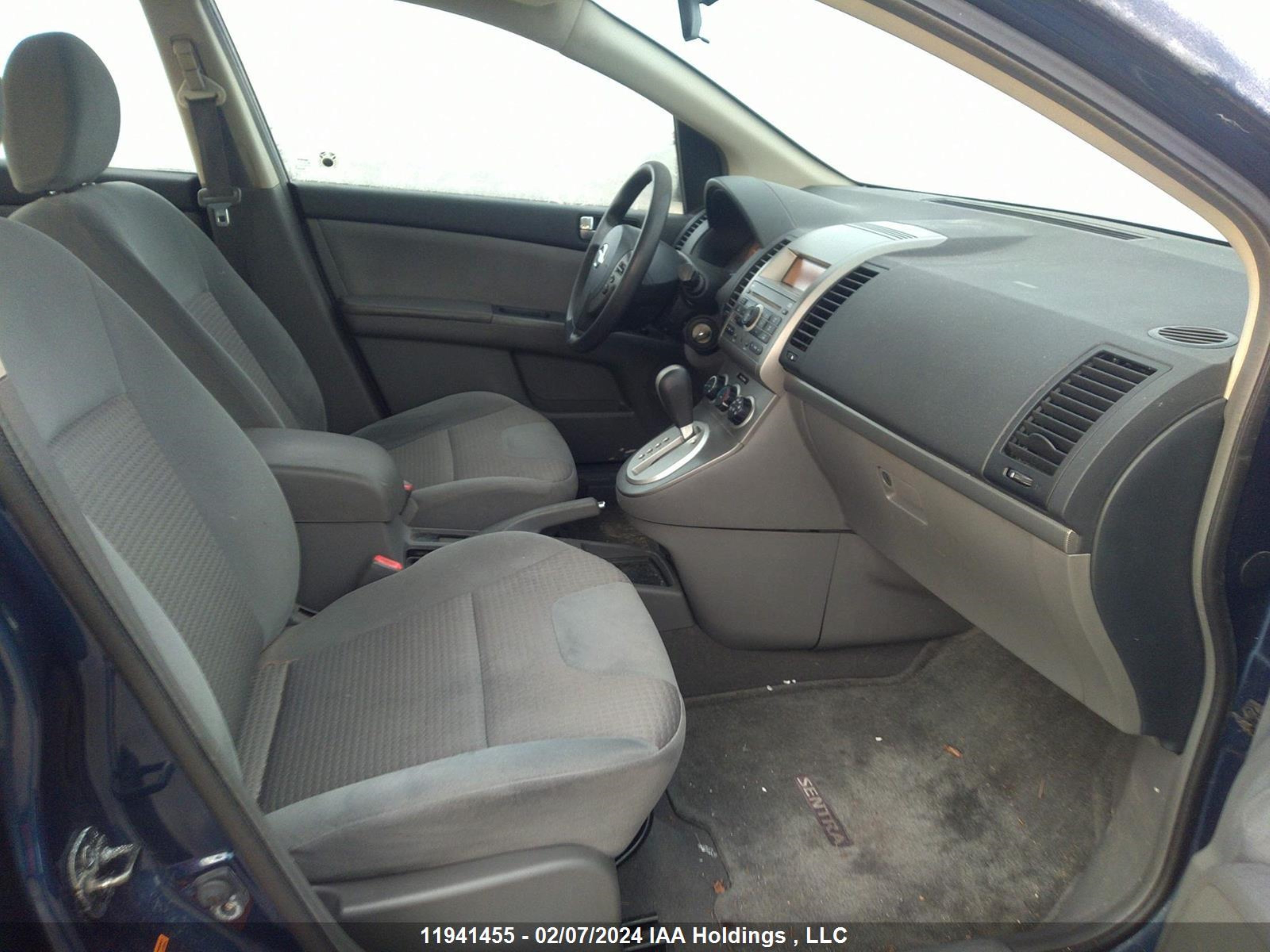 Photo 4 VIN: 3N1AB61E78L617862 - NISSAN SENTRA 