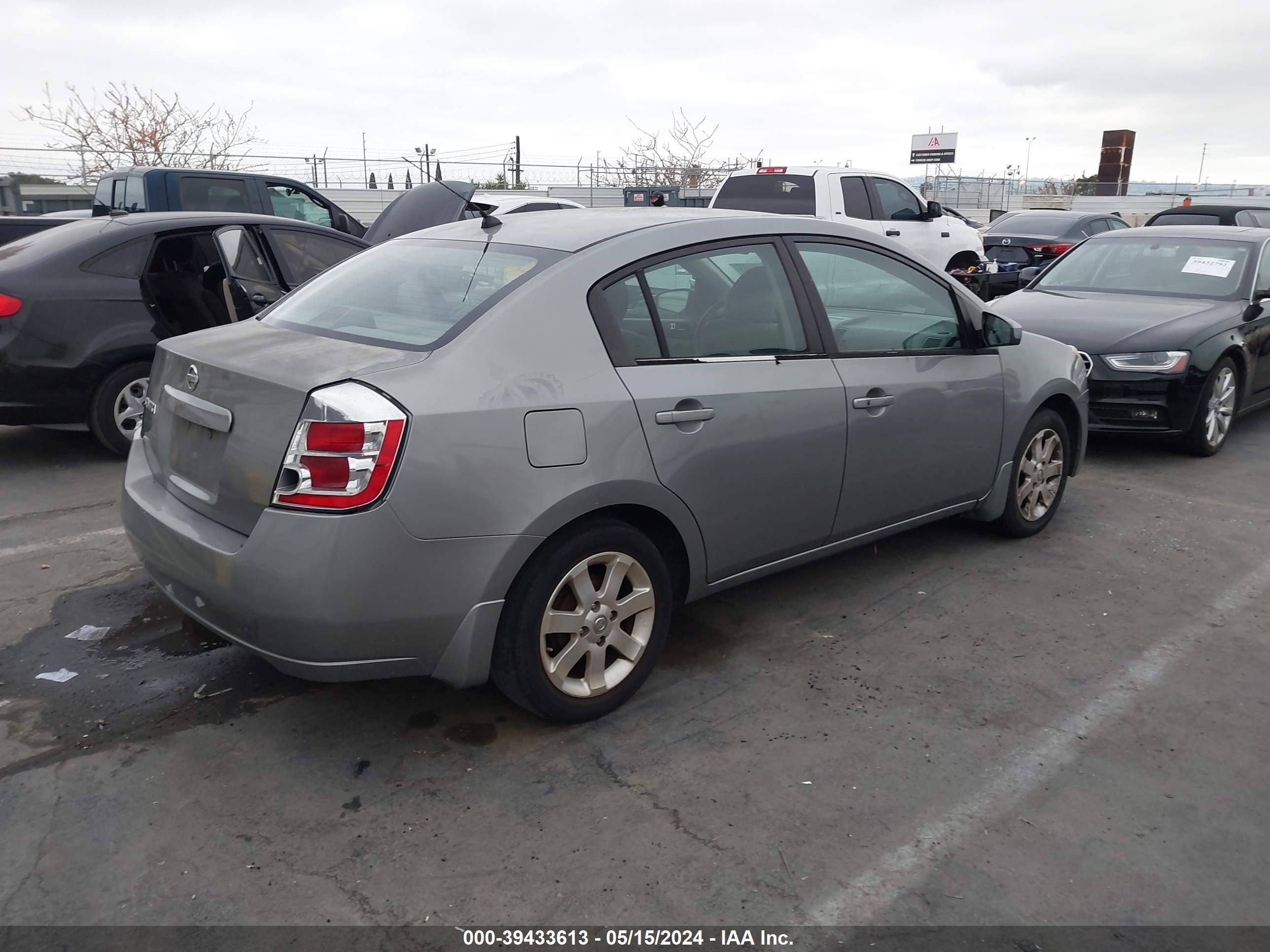 Photo 3 VIN: 3N1AB61E78L719386 - NISSAN SENTRA 